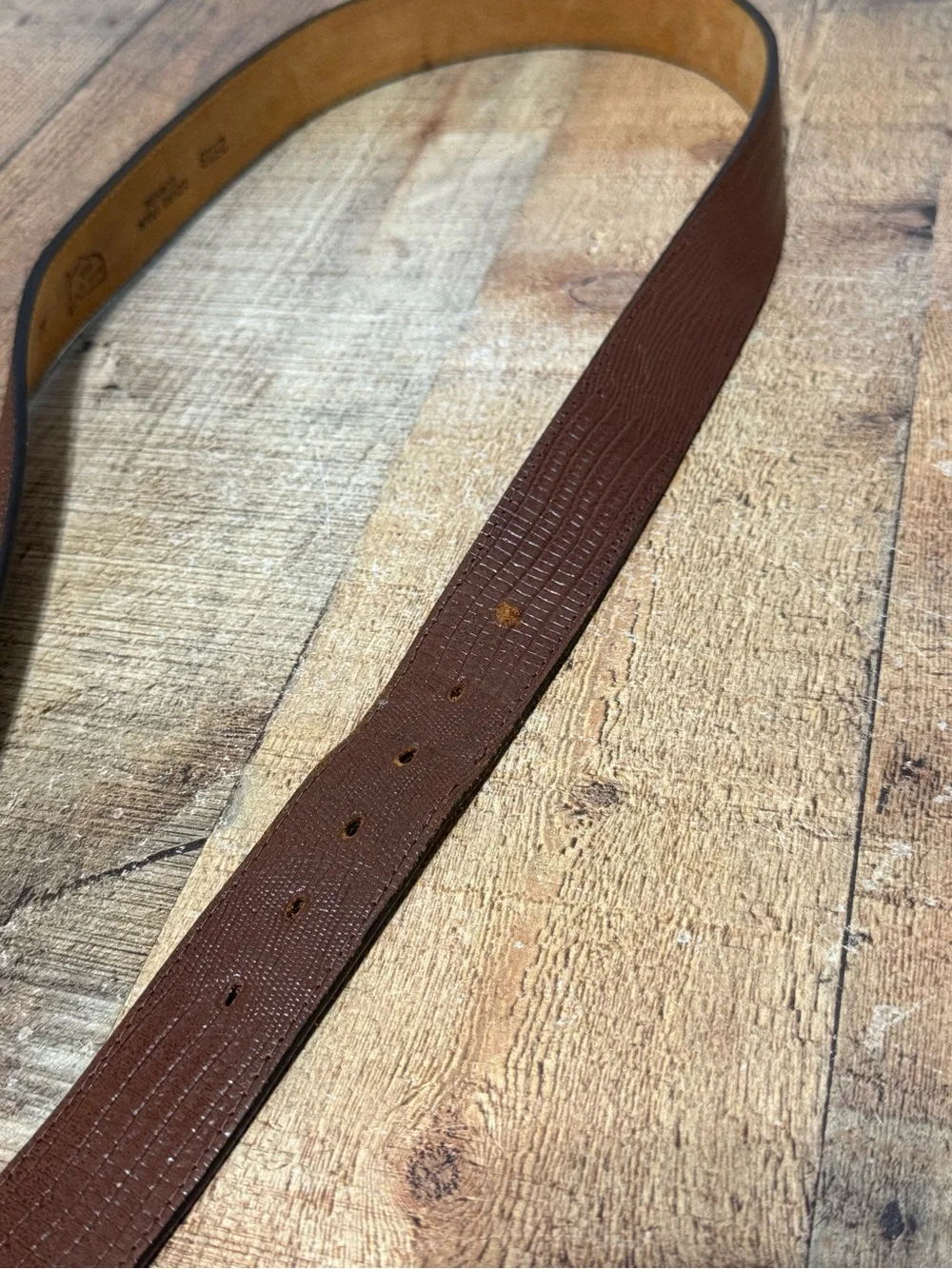 Belt Lizard Grain Cowhide Leather Men's Belt Brown Made in USA Size 40 GUC Pre o